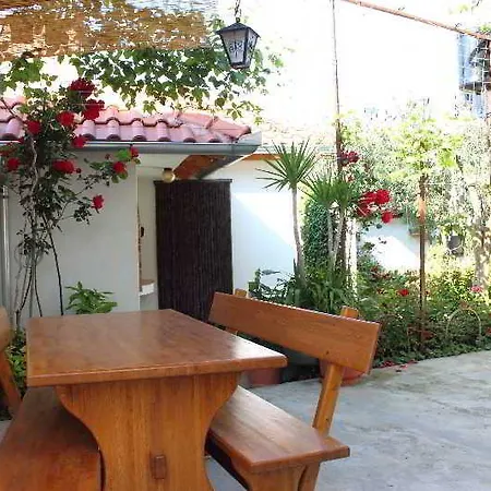 Eskinja Hotel